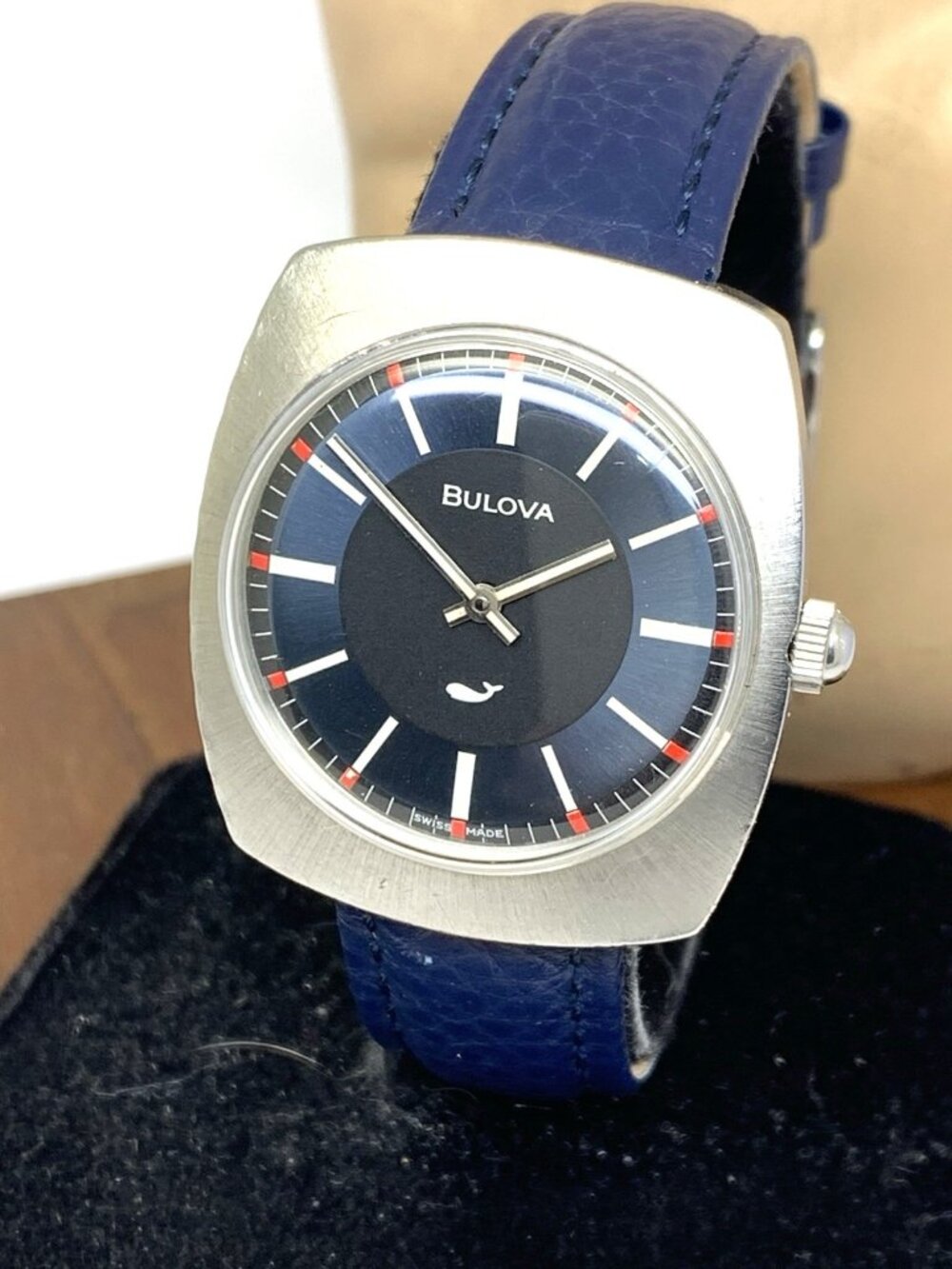Bulova Sea King Men's Watch Vintage 1972 Swiss Manual Wind Blue Leather Band
